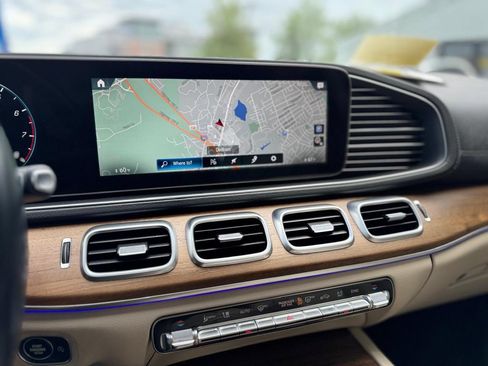 Used 2022 Mercedes-Benz GLS 450 4MATIC w/ AMG Line Exterior image 15