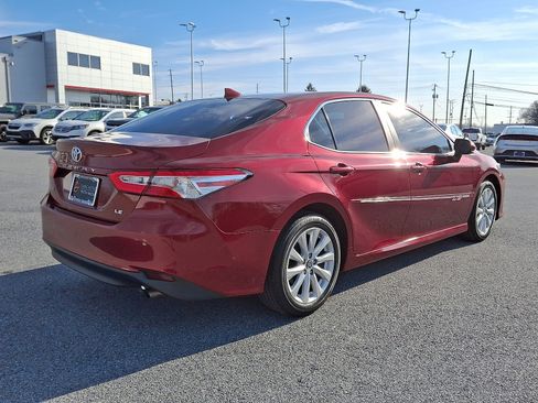 Used 2019 Toyota Camry LE image 7