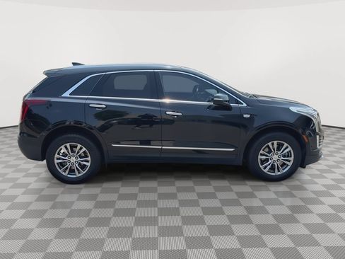 Certified 2022 Cadillac XT5 Premium Luxury w/ Technology Package AWD/4WD image 9
