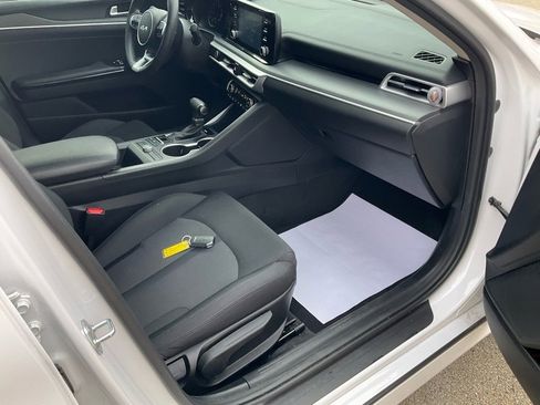 Used 2023 Kia K5 LXS image 18