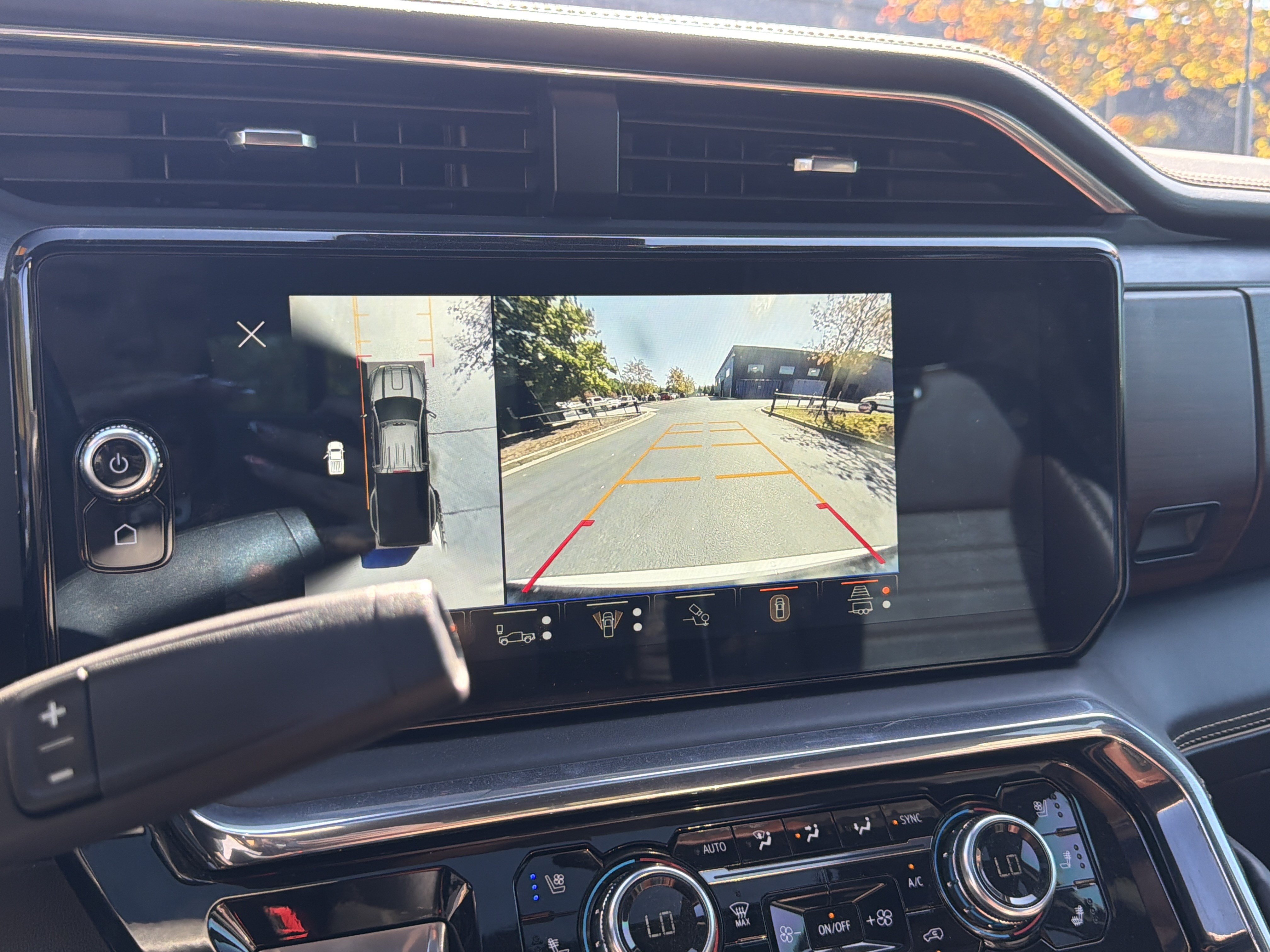 Used 2024 GMC Sierra 3500 Denali Ultimate AWD/4WD image 22