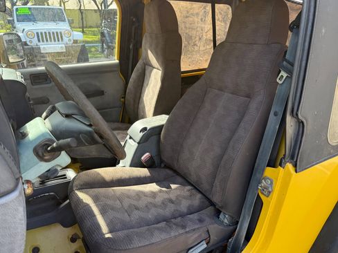 Used 2004 Jeep Wrangler Unlimited image 12