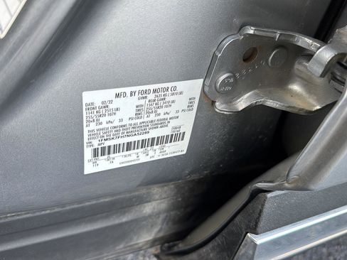 Used 2022 Ford Explorer Limited image 36