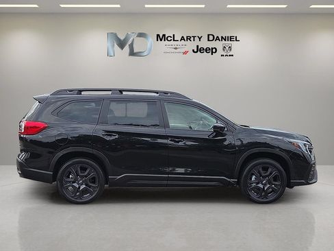 Used 2025 Subaru Ascent Onyx Edition AWD/4WD image 6