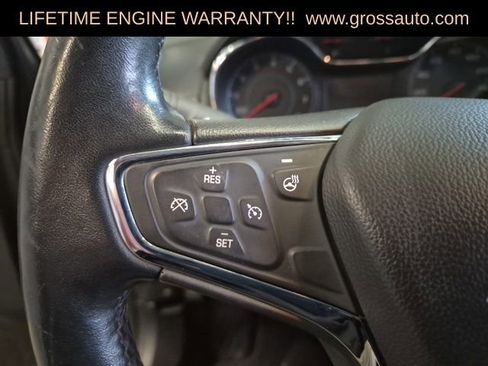 Used 2017 Chevrolet Cruze Premier image 17