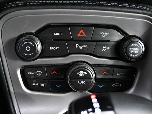 Used 2023 Dodge Challenger GT image 21