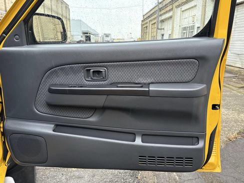 Used 2002 Nissan Xterra 4WD S/C image 52