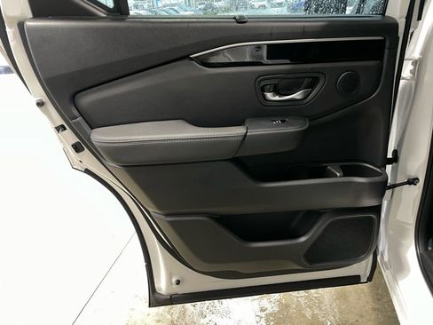 New 2026 Honda Pilot EX-L image 38