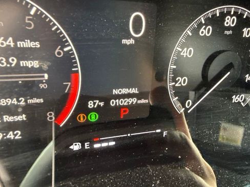 Used 2025 Honda Civic Sport image 10