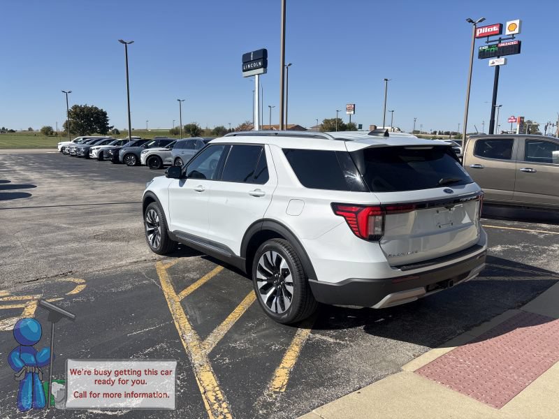 Used 2026 Ford Explorer Platinum w/ LUX Leather Package AWD/4WD image 3