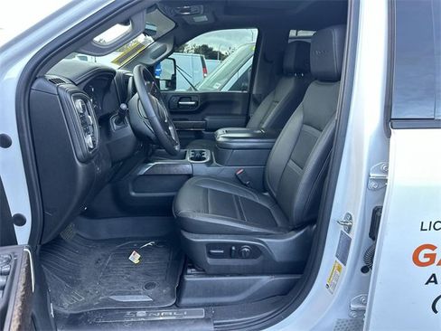 Used 2022 GMC Sierra 2500 Denali w/ Denali Ultimate Package image 7