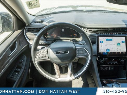 Used 2022 Jeep Grand Cherokee L Limited w/ Trailer Tow Group (B) image 5