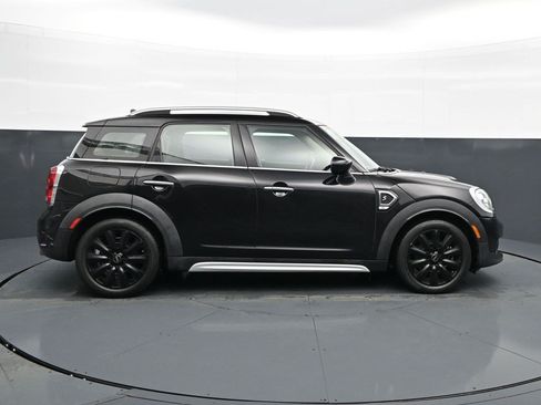Used 2020 MINI Cooper Countryman S FWD image 8