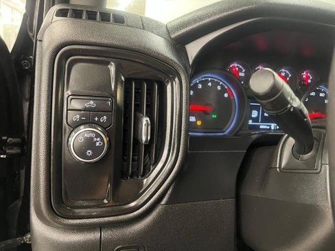 Used 2020 Chevrolet Silverado 2500 W/T image 11