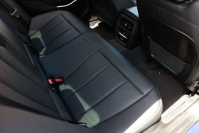 Used 2021 BMW 330i Sedan RWD image 15