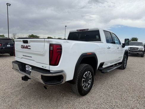 Used 2024 GMC Sierra 2500 SLT w/ SLT Convenience Package AWD/4WD image 10