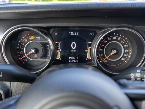 Used 2022 Jeep Wrangler Unlimited Sport AWD/4WD image 11