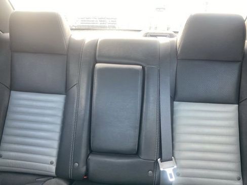 Used 2009 Dodge Challenger R/T RWD image 24