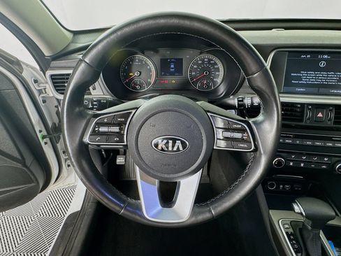 Used 2020 Kia Optima SE FWD image 13