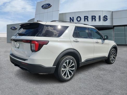 New 2026 Ford Explorer ST-Line AWD/4WD image 4