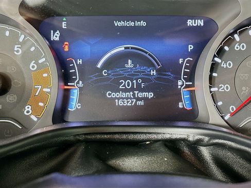 Used 2022 Jeep Compass Latitude FWD image 19