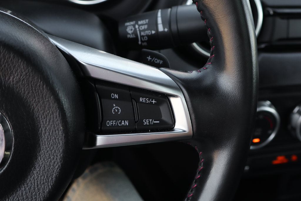 Used 2019 MAZDA MX-5 Miata RF Grand Touring RWD image 24