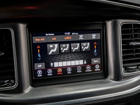 Used 2022 Dodge Charger SXT RWD image 32