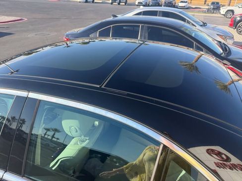 Used 2018 Mercedes-Benz E 300 4MATIC image 7