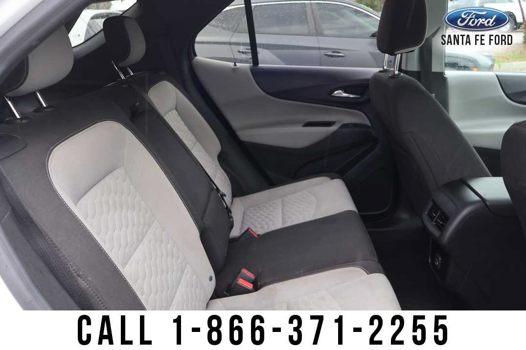 Used 2020 Chevrolet Equinox LS w/ LS Convenience Package FWD image 21