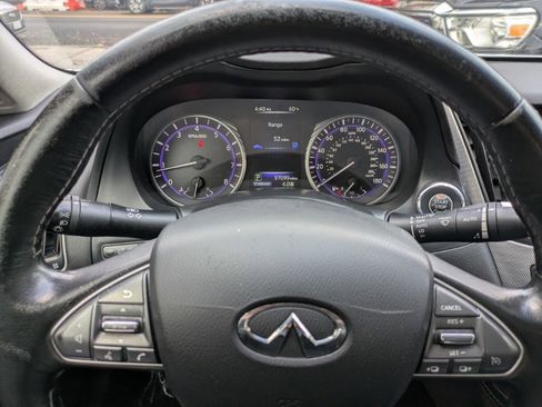 Used 2017 INFINITI Q50 2.0t image 14