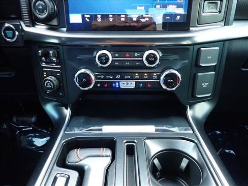Used 2025 Ford F150 Raptor AWD/4WD image 19