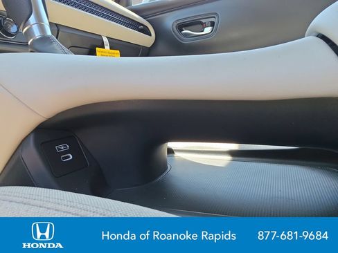 New 2027 Honda HR-V LX image 30