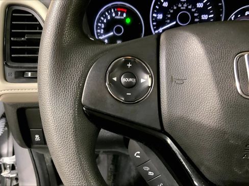 Used 2022 Honda HR-V LX image 23