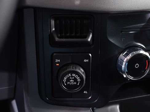 New 2026 Ford F150 XLT w/ Equipment Group 302A MID image 31