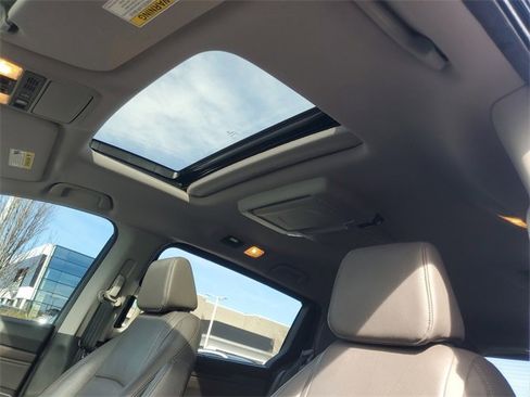 Used 2020 Honda Odyssey Elite image 17