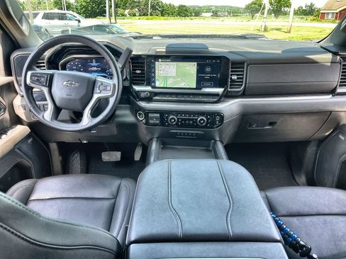 Used 2025 Chevrolet Silverado 2500 LTZ w/ Trail Boss Package AWD/4WD image 20