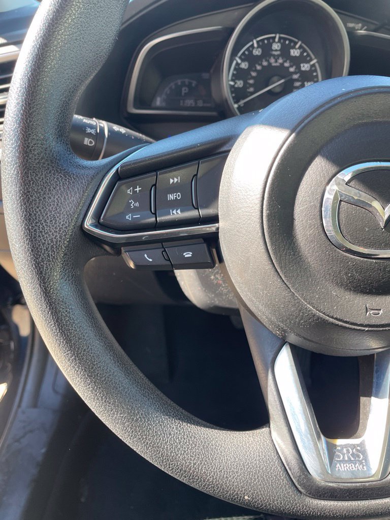 Used 2018 MAZDA MAZDA3 Sport w/ Preferred Equipment Package FWD image 15