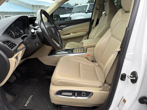Used 2020 Acura MDX SH-AWD w/ Technology Package image 18