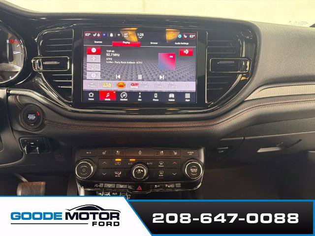 Used 2024 Dodge Durango GT AWD/4WD image 15