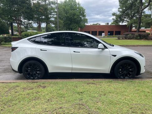 Used 2020 Tesla Model Y Performance AWD/4WD image 6