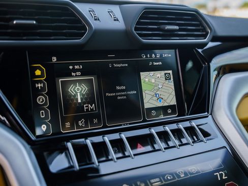 Used 2024 Lamborghini Urus S image 14