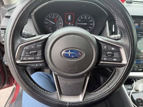 Used 2024 Subaru Outback Premium AWD/4WD image 12