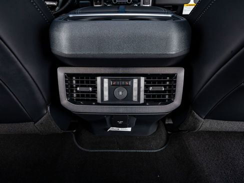 Used 2026 Ford F250 Platinum image 33