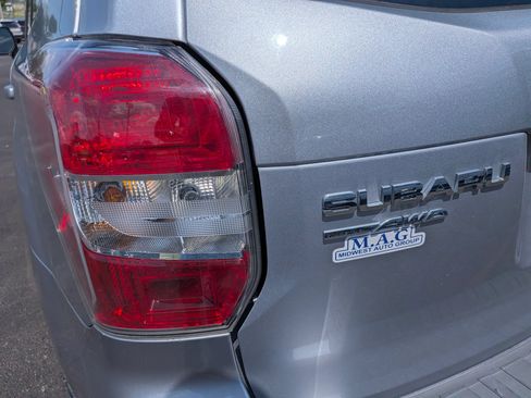 Used 2016 Subaru Forester 2.5i Premium AWD/4WD image 17