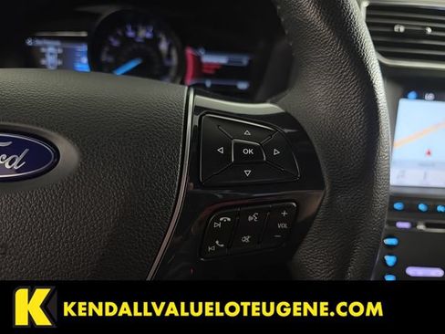Used 2018 Ford Explorer Limited w/ Equipment Group 301A AWD/4WD image 13