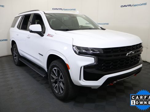 Used 2023 Chevrolet Tahoe Z71 w/ Luxury Package AWD/4WD image 3