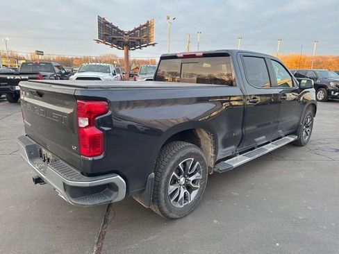 Used 2024 Chevrolet Silverado 1500 LT image 10