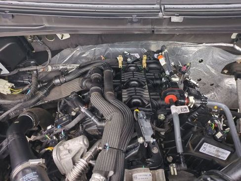 Used 2024 Ford Expedition Limited AWD/4WD image 33