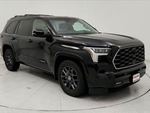 Certified 2024 Toyota Sequoia Platinum AWD/4WD image 1