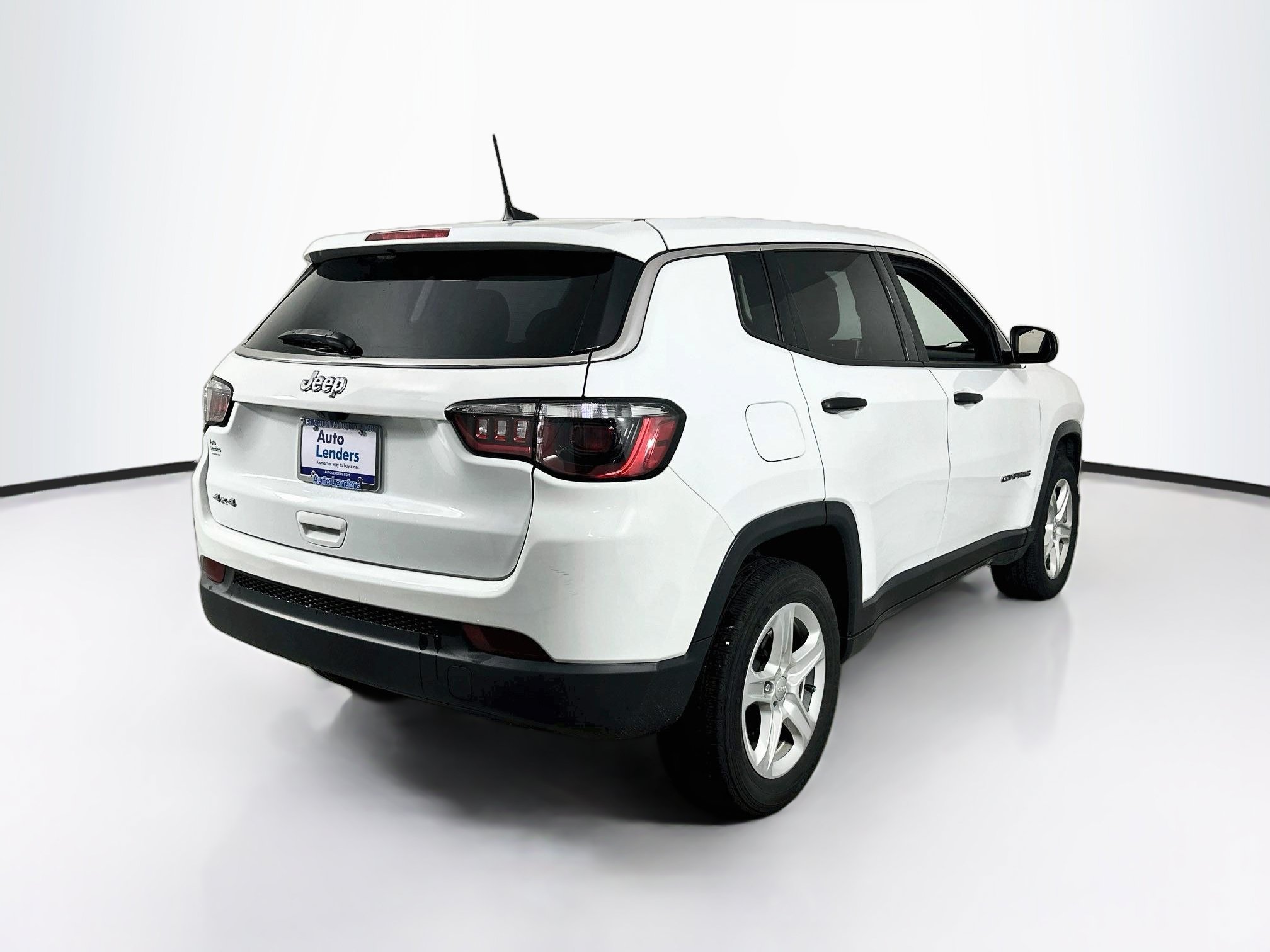 Used 2023 Jeep Compass Sport AWD/4WD image 5
